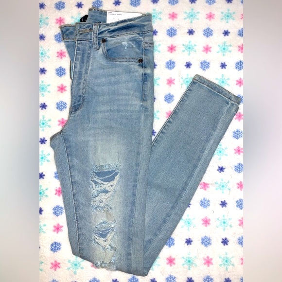 Distressed High Waist Jeans - Picture 1 of 7